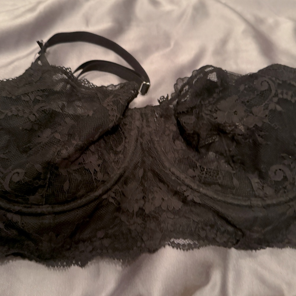 Victoria Secret longline lace bras 36DDD NWOT